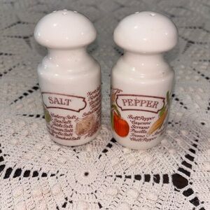 Avon 1980 Salt And Pepper Shakers